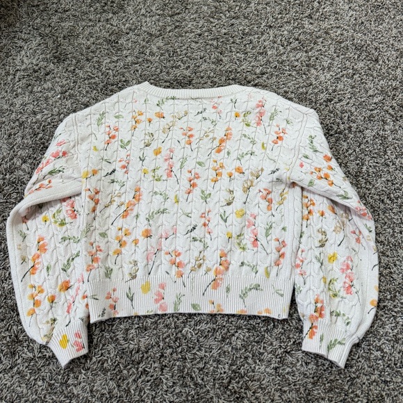 Sweater - Picture 2 of 3